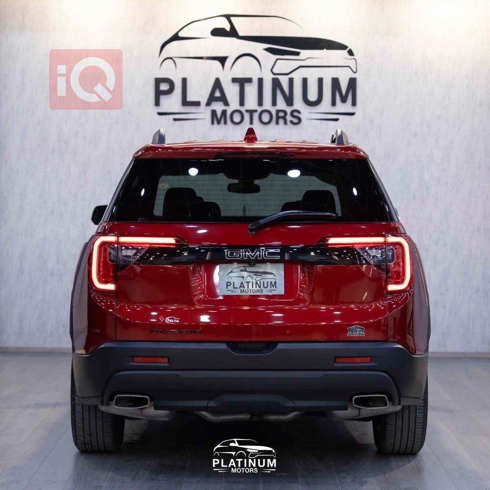 https://cdn.iqcars.io63071a29-b02a-40ff-84dd-a2071de1e635_8.jpg